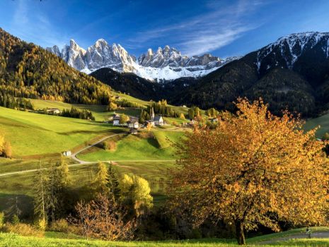 Solve Santa Maddalena Val Di Funes Trentino Alto Adige Italy