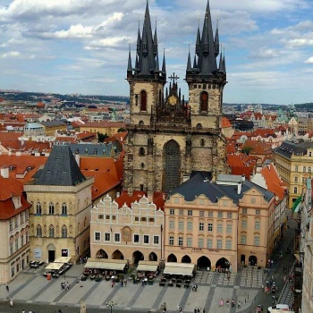 Solve Praha Jigsaw Puzzle Online With Pieces