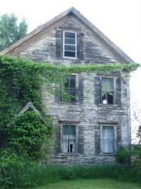 Abandoned New Hampshire Farmhouse