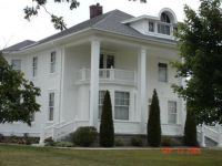 Royalty House, Clayton, IL