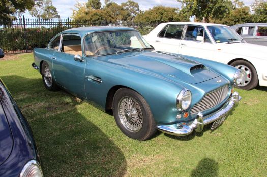 Aston Martin db4 gt Lightweight