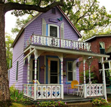 Solve Purple Victorian Gingerbread Cottage, Martha's Vineyard, Oak ...