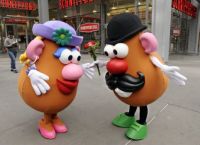 Mr & Mrs. Potato Head
