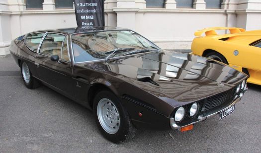 Solve Lamborghini "Espada" Series III - 1974 jigsaw puzzle online with