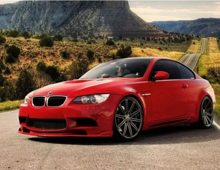 Solve BMW jigsaw puzzle online with 12 pieces
