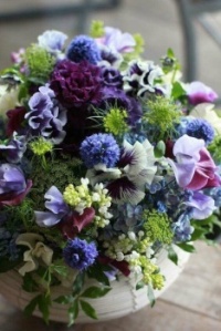 Happiness is....Stunning, intense colors in this Centrepiece!