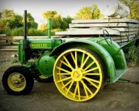 JOHN DEERE