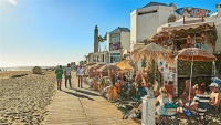Playa del Ingles promenade