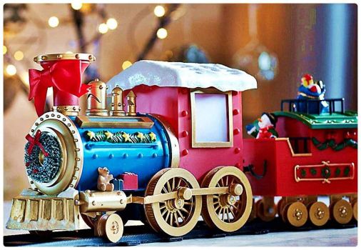 Solve Here Comes the Christmas Train jigsaw puzzle online with 204 pieces