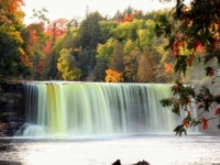 TAHQUAMENON FALLS
