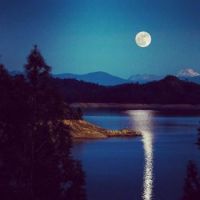 Moon Over Lk Shasta