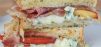 Apple, Blue Cheese and Prosciutto Sandwich