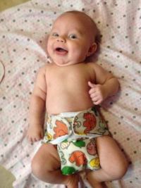 BABY GIVING THUMBS UP  Smelvidar