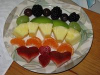 V-day rainbow fruit