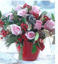 Roses & Pinecones Centerpiece