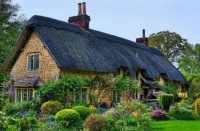 Olde English cottage