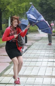 Typhoon Sanba Hit South Korea September 17, 2012