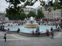 2013-09-22 fountain at Trafalgar Square