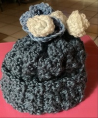 Another hat to go with baby throws.