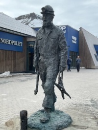 Statue on Svalbard
