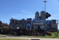 king kong-pigeon forge tenn