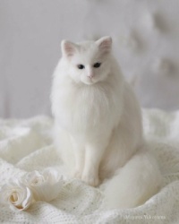 Realistic Cats made with Needle Felting 16