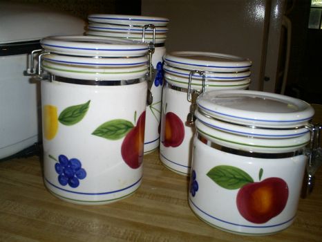 canisters 002