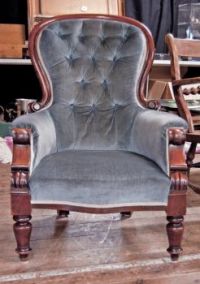 Button-Back Chair