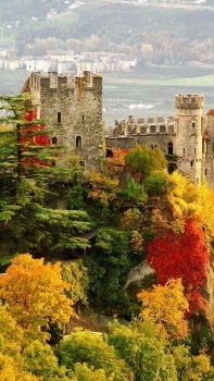 Castelo de Porciano, Italia