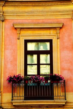 Pretty Window Colors, Siracusa, Italy