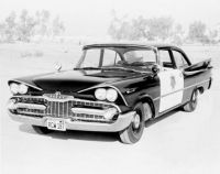1957-Dg-Coronet-Police-car-frnt