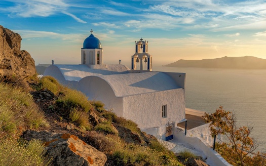 Solve Greece_Imerovigli_Eukterion jigsaw puzzle online with 160 pieces