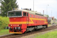 750.308-9 ve stanici Rovensko pod Troskami