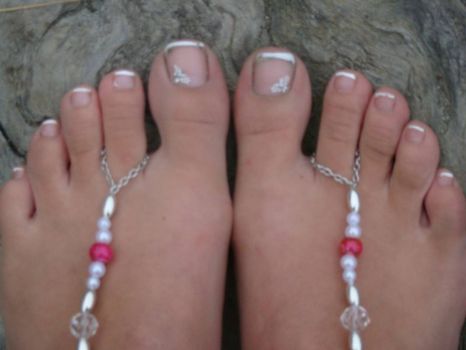 the ocean wedding...bride's cute toes