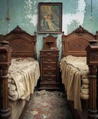Twin Beds