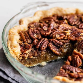 Solve PECAN PIE! jigsaw puzzle online with 144 pieces