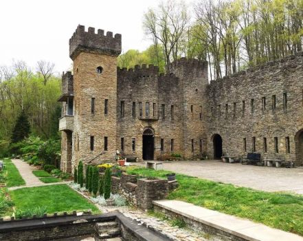 Loveland Ohio Castle - Chateau Laroche