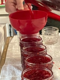 pouring jam--medium