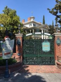 Haunted Mansion Disneyland