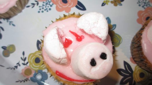 A Piggly Cake :)