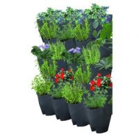 Black vertical planter
