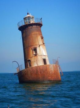 Solve Abandoned Lighthouse, Chesapeake Bay ,Va. jigsaw puzzle online ...