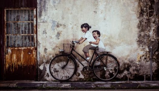 street art penang - kids on bicycle