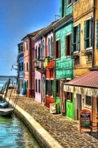 Fachadas coloridas em Burano, Veneto, Veneza, Itália.!!!
