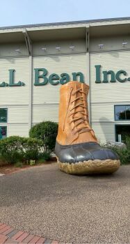 L.L. Bean giant boot 🥾