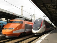 Deux_TGV_à_Paris-Lyon