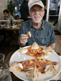 Star Hawaiian Pizza at Mister 01 restaurant, Melbourne