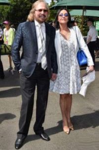 Barry Gibb and his wife Linda at Wimbleton