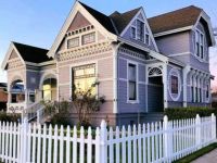 1900 Victorian Home in  Salinas - Right of Facade