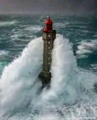 Tide's coming in, part III